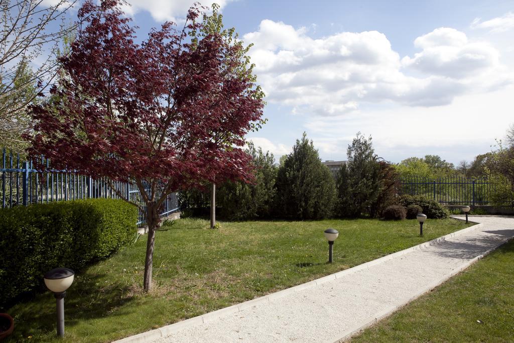Spa Villa Crystal Hisarya Exterior photo